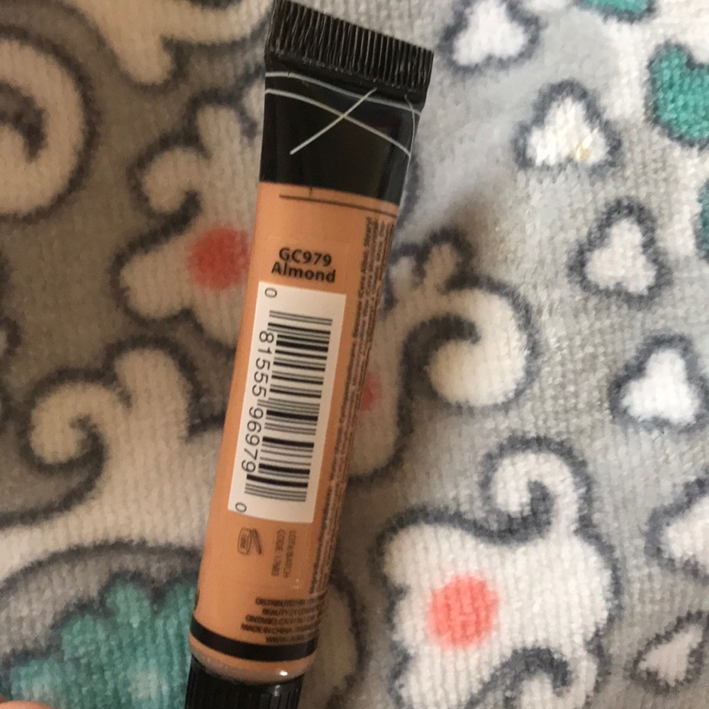 Makeup bundle - Picture 5 of 6